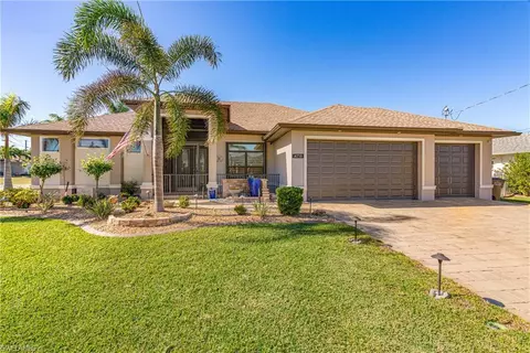 4718 SW 20th Ave, Cape Coral, FL 33914