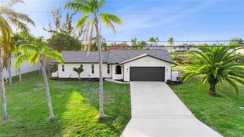 1802 SW 15th Ave, Cape Coral, FL 33991