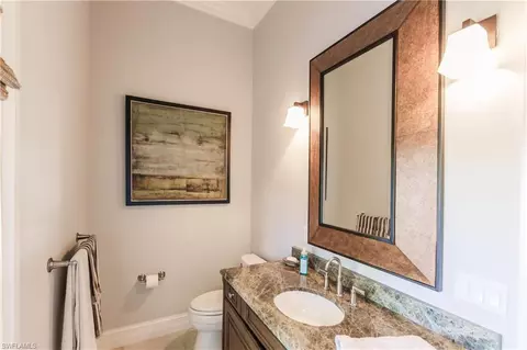 Bath - 790 18th Ave S, Naples, FL 34102 photo 2 of 7