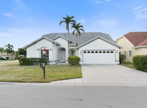 6625 Cutty Sark Ln, Naples, FL 34104