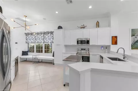 8544 Mallards Way, Naples, FL 34114 photo 4