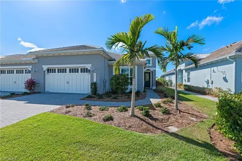 6831 Saona Ct, Naples, FL 34113