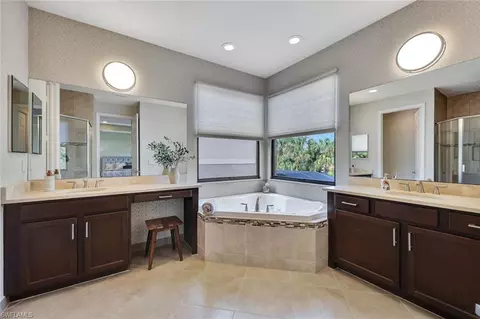 Bath - 3341 Baltic Dr, Naples, FL 34119 photo 1 of 4
