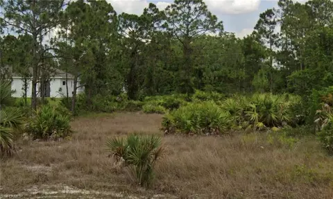 815 Homestead Rd S, Lehigh Acres, FL 33974