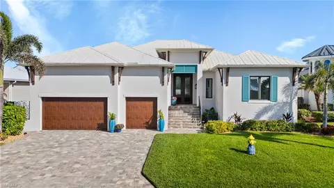 6040 Tidewater Island Cir, Fort Myers, FL 33908