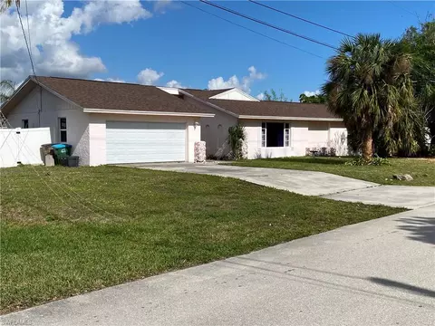 1819 SE 13th Ter, Cape Coral, FL 33990