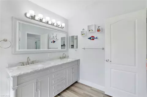 Bath - 1176 Silverstrand Dr, Naples, FL 34110 photo 2 of 3