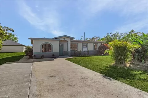 116 Mckinley Ave, Lehigh Acres, FL 33936