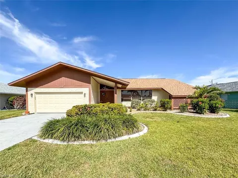 1219 SW 53rd St, Cape Coral, FL 33914