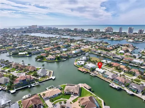 61 Hickory Ct, Marco Island, FL 34145