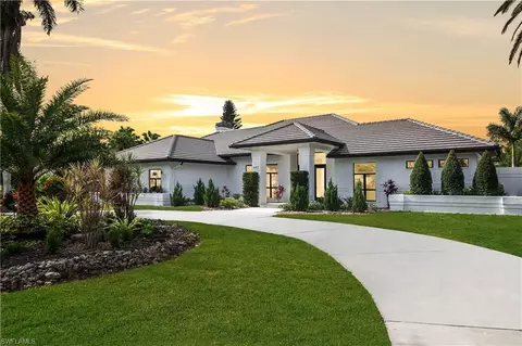 Exterior - 4702 Oak Leaf Dr, Naples, FL 34119 photo 1 of 6