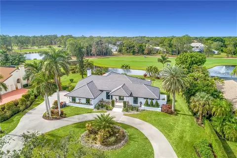 4702 Oak Leaf Dr, Naples, FL 34119