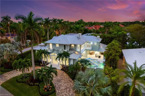 2550 Windward Way, Naples, FL 34103