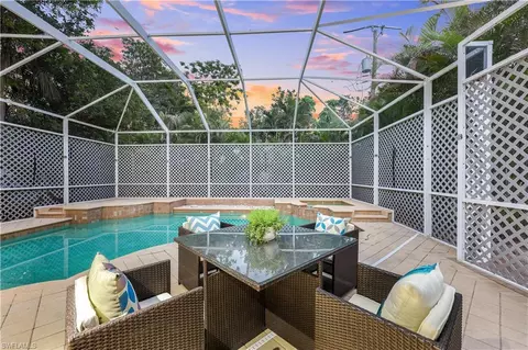 11020 Vanderbilt Dr, Naples, FL 34108 photo 42