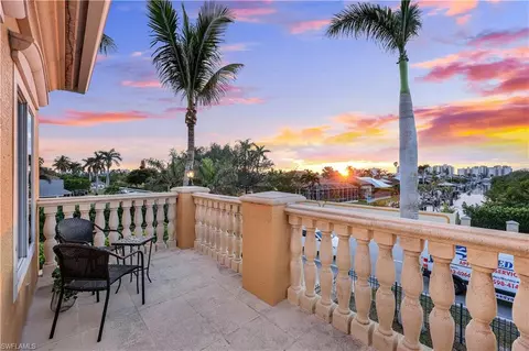 11020 Vanderbilt Dr, Naples, FL 34108 photo 35