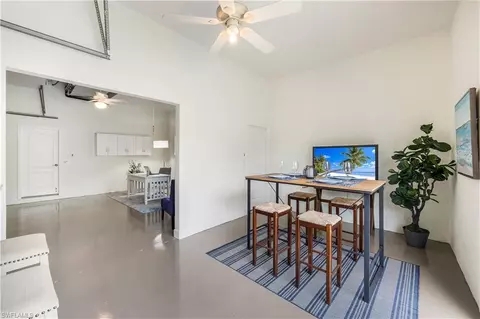 11020 Vanderbilt Dr, Naples, FL 34108 photo 37