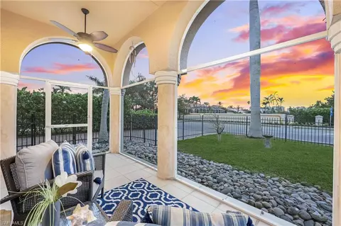 11020 Vanderbilt Dr, Naples, FL 34108 photo 5