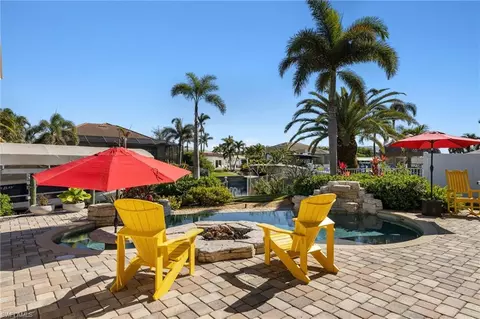 5305 Malaluka Ct, Cape Coral, FL 33904