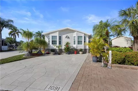 1091 Opal Lake Pt, Naples, FL 34114
