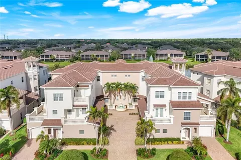514 Avellino Isles Cir #3-102, Naples, FL 34119