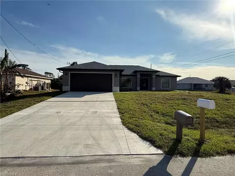 3819 20th St SW, Lehigh Acres, FL 33976