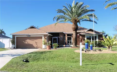 313 SE 24th St, Cape Coral, FL 33990