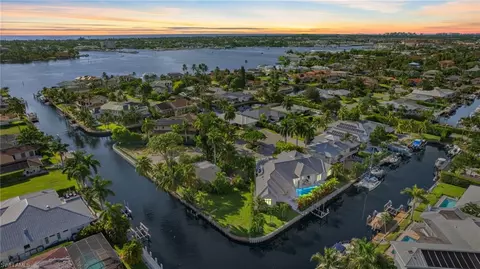 1685 Mullet Ct, Naples, FL 34102 photo 12