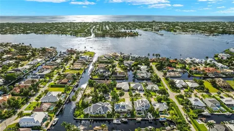 1685 Mullet Ct, Naples, FL 34102 photo 19