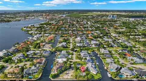 1685 Mullet Ct, Naples, FL 34102 photo 16