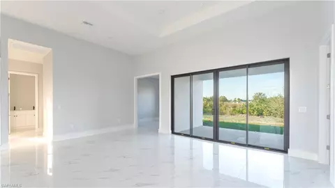 Living - 7572 6th Ter, Labelle, FL 33935 photo 4 of 5