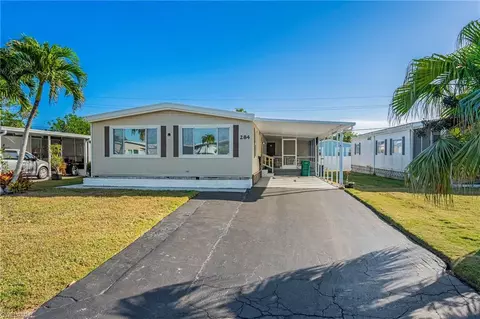 284 Cape Sable Dr, Naples, FL 34104