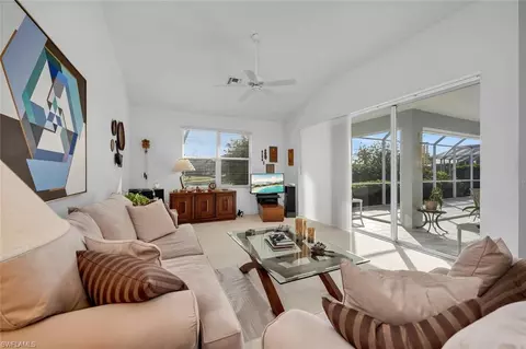 4882 Berkeley Dr, Naples, FL 34112 photo 5