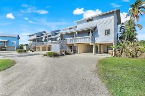 5271 Blue Crab Cir #5, Bokeelia, FL 33922