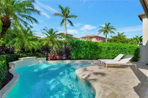 7902 Allende Ln, Naples, FL 34113 photo 23