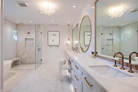 Bath - 3880 Rum Row, Naples, FL 34102 photo 2 of 5