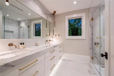 Bath - 3880 Rum Row, Naples, FL 34102 photo 5 of 5