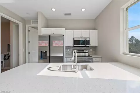 957 Commodore St, Lehigh Acres, FL 33974 photo 10