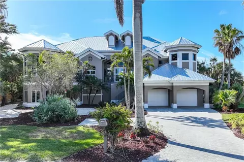 14651 Jonathan Harbour Dr, Fort Myers, FL 33908