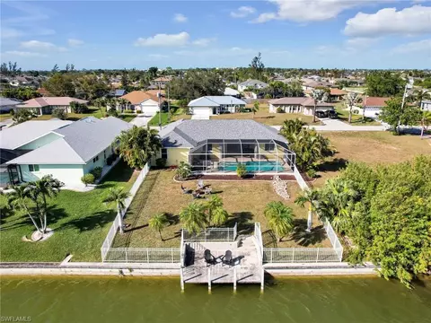 1401 SE 5th Ct, Cape Coral, FL 33990