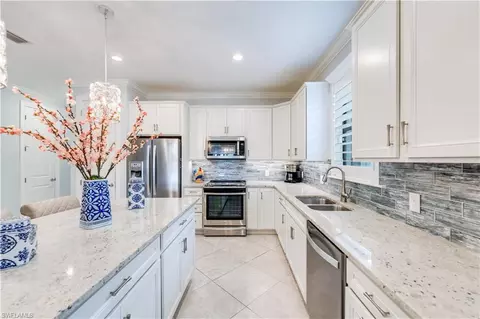 Kitchen - 17366 Ashcomb Way, Estero, FL 33928 photo 3 of 5