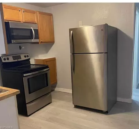 1050 SW 131 Ave, Miami, FL 33184