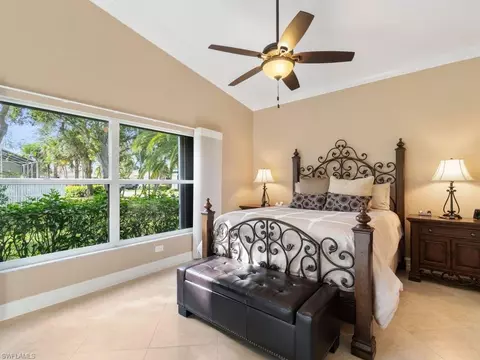 284 Glen Eagle Cir, Naples, FL 34104 photo 24
