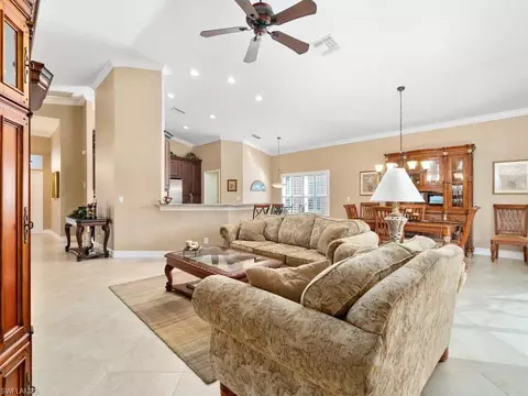 284 Glen Eagle Cir, Naples, FL 34104 photo 22