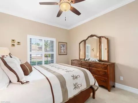284 Glen Eagle Cir, Naples, FL 34104 photo 8