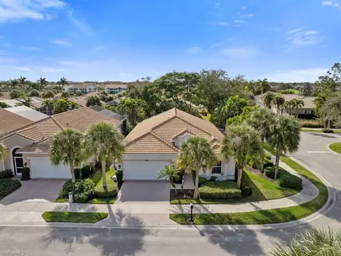 284 Glen Eagle Cir, Naples, FL 34104 photo 2