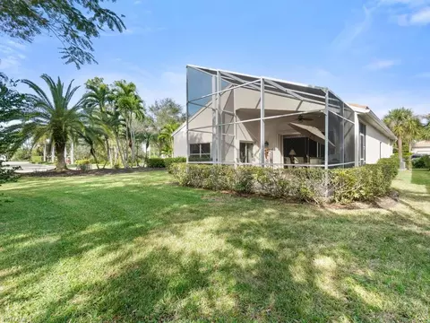 284 Glen Eagle Cir, Naples, FL 34104 photo 34