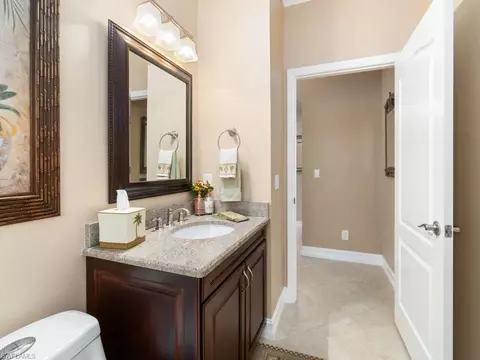 284 Glen Eagle Cir, Naples, FL 34104 photo 11