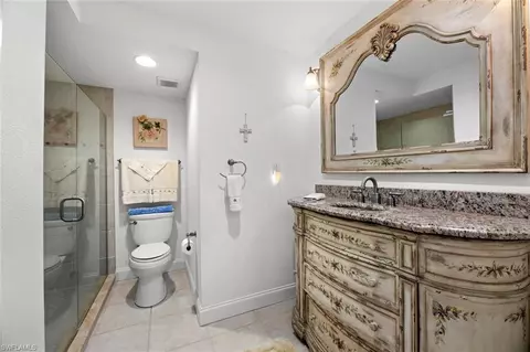 Bath - 1202 Seminole Cir, Moore Haven, FL 33471 photo 4 of 4