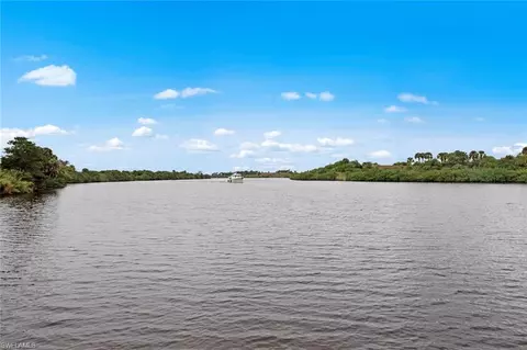 View/Area - 1202 Seminole Cir, Moore Haven, FL 33471 photo 3 of 11