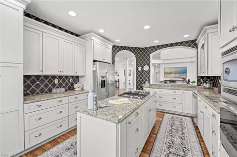 Kitchen - 1202 Seminole Cir, Moore Haven, FL 33471 photo 2 of 3